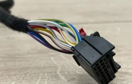 Зеркало боковое правое для Volkswagen Tiguan 2015 года на фотографиях