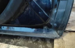 Двери для Mercedes-Benz C class 2006 года на фотографиях