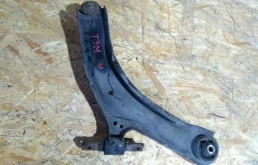 Рычаг передний левый нижний для Nissan X-Trail на фотографиях