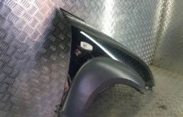 Крылья для Hyundai Tucson 2005 года на фотографиях