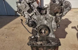 Блок цилиндров для Mercedes-Benz M class 2009 года на фотографиях