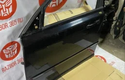 Дверь передняя левая для Volvo S40 2012 года на фотографиях