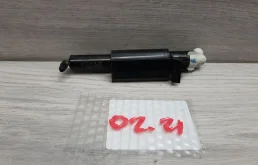 Форсунка фароомывателя левая для Nissan Qashqai 2019 года на фотографиях