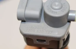 Моторчик корректора фары для Nissan Almera на фотографиях