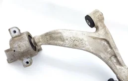 Рычаг передний левый нижний для Infiniti FX 2011 года на фотографиях