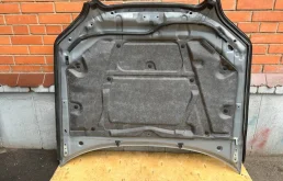 Капот для Subaru Legacy 2008 года на фотографиях