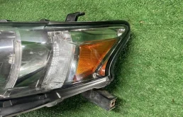 Фара левая для Lexus RX 2012 года на фотографиях