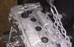 Двигатель без навесного для Toyota Camry 2018 года на фотографиях