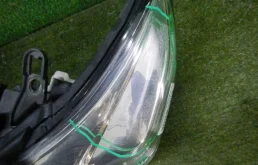 Фара ксенон левая для Toyota Land Cruiser 2009 года на фотографиях