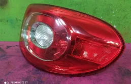 Фонарь правый для Volkswagen Tiguan 2009 года на фотографиях