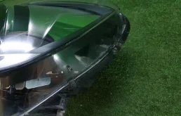 Крышка форсунки фароомывателя левая для Mercedes-Benz C class на фотографиях