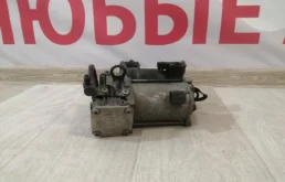 Компрессор пневмоподвески задний для Mercedes-Benz S class 2014 года на фотографиях