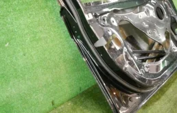 Дверь передняя левая для BMW 3er 2011 года на фотографиях