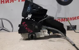 Уплотнитель передней правой двери для Mercedes-Benz M class на фотографиях