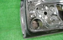 Дверь передняя правая для Volkswagen Passat 2018 года на фотографиях