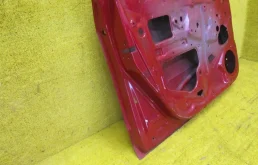 Дверь передняя левая для Toyota RAV4 2010 года на фотографиях