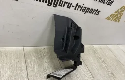 Кронштейн крыла задний левый для Volkswagen Tiguan 2018 года на фотографиях