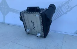 Интеркулер для Mercedes-Benz C class 2017 года на фотографиях