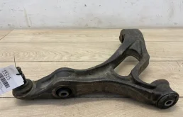 Рычаг передний левый нижний для Volkswagen Touareg 2008 года на фотографиях