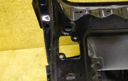 Дверь багажника для Volkswagen Touareg 2010 года на фотографиях