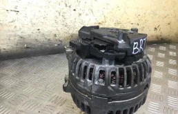 Генератор для Audi A4 2007 года на фотографиях