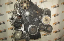 Двигатель для Audi A6 1998 года на фотографиях