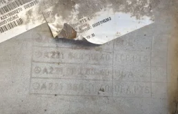 Усилитель переднего бампера для Mercedes-Benz S class 2009 года на фотографиях