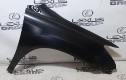 Крыло правое для Lexus RX 2004 года на фотографиях