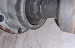 Карданный вал передний для Volvo XC70 2010 года на фотографиях