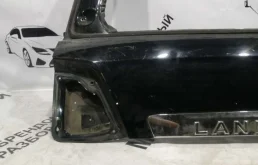 Крышка багажника для Toyota Land Cruiser 2014 года на фотографиях