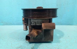 Насос ГУР для Ford Focus 2014 года на фотографиях