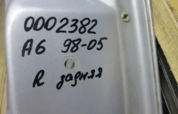 Двери для Audi A6 1998 года на фотографиях