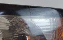 Фара ксенон левая для Volvo S40 2011 года на фотографиях