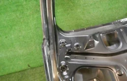 Крышка багажника для Nissan X-Trail 2014 года на фотографиях