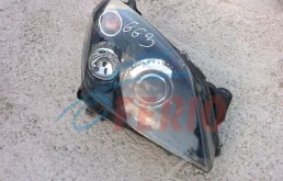 Фара правая для Opel Astra 2004 года на фотографиях
