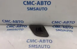 Крышка форсунки фароомывателя левая для Volvo XC90 на фотографиях