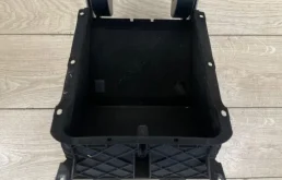 Подлокотник передний для Volkswagen Touareg 2013 года на фотографиях