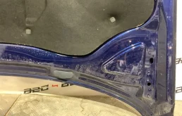 Капот для Volkswagen Passat 2007 года на фотографиях