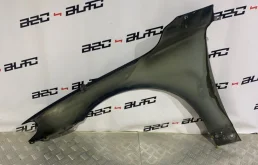 Крыло правое для Volvo S80 2009 года на фотографиях