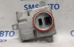 Блок розжига ксенона для Volkswagen Tiguan 2010 года на фотографиях