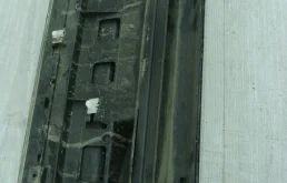 Накладка двери багажника для Volkswagen Touareg 2014 года на фотографиях