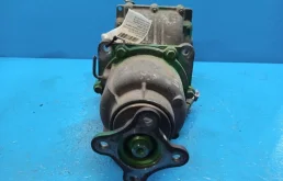 Редуктор переднего моста для Nissan X-Trail 2001 года на фотографиях