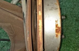 Суппорт задний левый для Toyota Avensis на фотографиях