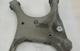 Качающийся рычаг правый для BMW X5 на фотографиях