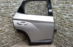 Дверь задняя правая для Hyundai Tucson 2021 года на фотографиях