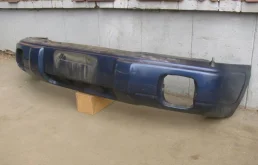 Бампер для Subaru Forester 1997 года на фотографиях