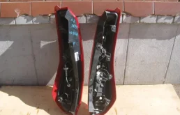 Фонарь внешний правый для Nissan X-Trail 2012 года на фотографиях