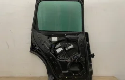 Дверь задняя левая для Volkswagen Touareg 2004 года на фотографиях