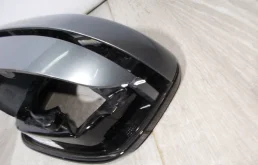 Накладка зеркала левого для BMW 5er 2018 года на фотографиях