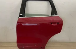 Накладка на дверь задняя левая для Volkswagen Touareg 2014 года на фотографиях